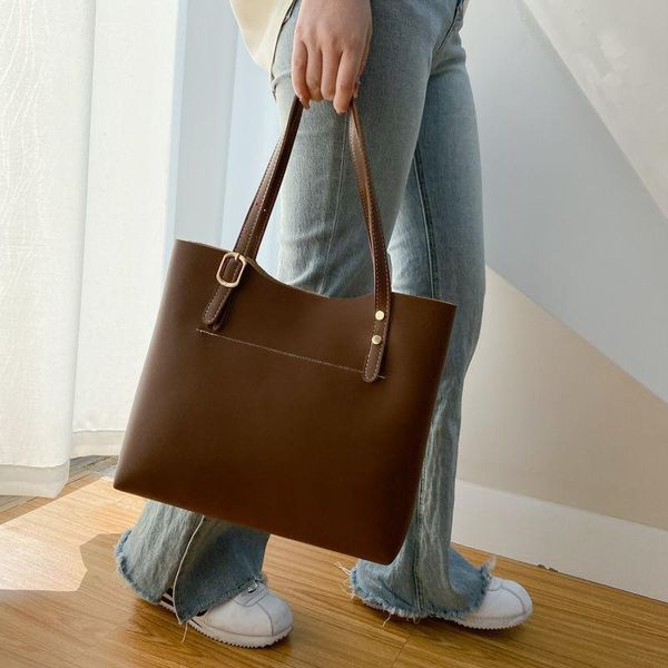 shoulder bags tote bag crossbody women retro fashion handbag all-match pu leather solid color designer 2021
shoulder bags tote bag crossbody women retro fashion handbag all-match pu leather solid color designer 2021