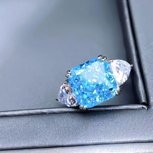 cluster rings trendy 100% 925 sterling silver 5 ct created moissanite gemstone wedding engagement ring fine jewelry drop gift, Golden;silver
cluster rings trendy 100% 925 sterling silver 5 ct created moissanite gemstone wedding engagement ring fine jewelry drop gift, Golden;silver