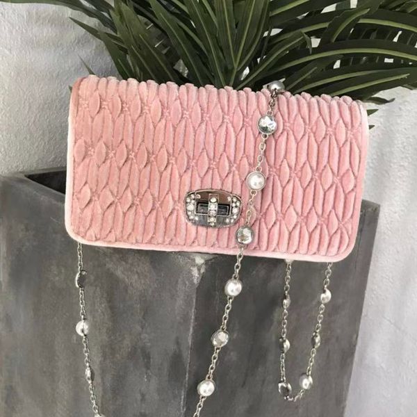 women messenger bag crossbody purse handbag flap wallet fashon corduroy pleated artwork chain diamante two shoulder straps high quality
women messenger bag crossbody purse handbag flap wallet fashon corduroy pleated artwork chain diamante two shoulder straps high quality