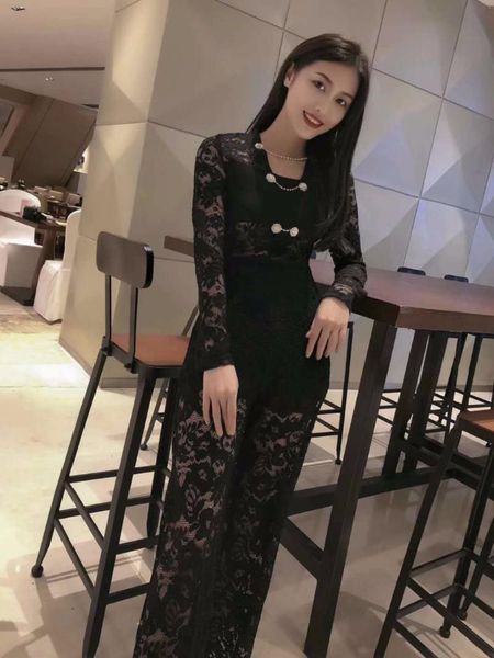 women's jumpsuits & rompers 2021 jumpsuit celebrity lace see-through women print full button night club bodysuit party who, Black;white
women's jumpsuits & rompers 2021 jumpsuit celebrity lace see-through women print full button night club bodysuit party who, Black;white