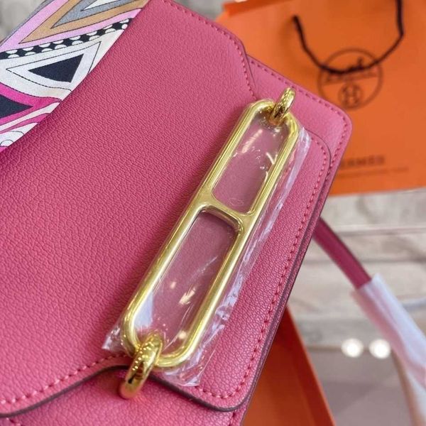 wholesale with nose book red pig small square cow leather hand genuine package women's bag ba luxuryss designerss yw
wholesale with nose book red pig small square cow leather hand genuine package women's bag ba luxuryss designerss yw