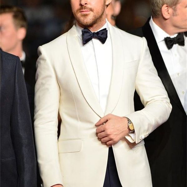men's suits & blazers custom made groomsmen one button groom tuxedos shawl lapel men man 2 pieces wedding suit ( jacket+pants+tie, White;black
men's suits & blazers custom made groomsmen one button groom tuxedos shawl lapel men man 2 pieces wedding suit ( jacket+pants+tie, White;black