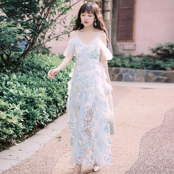 casual dresses 2021 summer sling mesh embroidery dress super fairy sweet off-shoulder holiday long, Black;gray
casual dresses 2021 summer sling mesh embroidery dress super fairy sweet off-shoulder holiday long, Black;gray