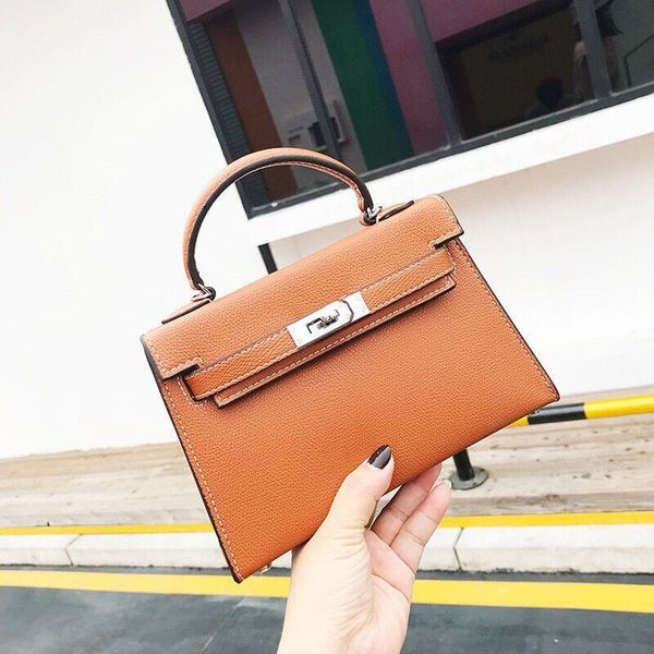 just woman's famous tren totes for childrens tao chic lady totes office teenagers wallets style brand bags shoulder mini purse bags jt 
just woman's famous tren totes for childrens tao chic lady totes office teenagers wallets style brand bags shoulder mini purse bags jt