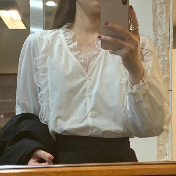 women's blouses & shirts fashion women long sleeve floral lace v-neck casual ladies solid harajuku blusas mujer de moda 2021 ropa, White
women's blouses & shirts fashion women long sleeve floral lace v-neck casual ladies solid harajuku blusas mujer de moda 2021 ropa, White