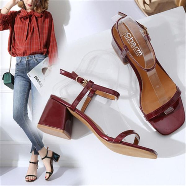 dress shoes summer 2021 women's square head thick heel sandals female high heels black beige patent leather open toe ankle strap
dress shoes summer 2021 women's square head thick heel sandals female high heels black beige patent leather open toe ankle strap