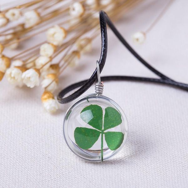 pendant necklaces 2021 fashion crystal glass ball clover necklace long strip leather chain women lucky wish locket jewelry, Silver
pendant necklaces 2021 fashion crystal glass ball clover necklace long strip leather chain women lucky wish locket jewelry, Silver