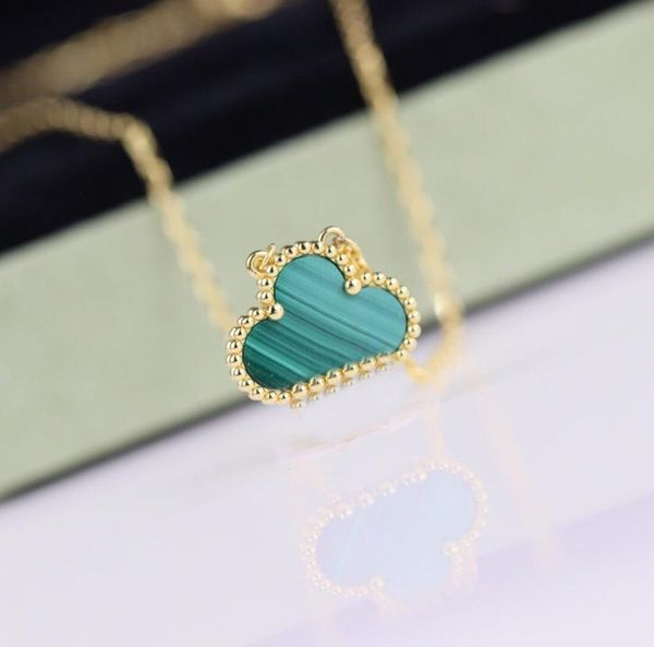 luxurious quality flower pendant necklace with nature green malachite in 18k gold plated women wedding jewelry gift ps3452, Silver
luxurious quality flower pendant necklace with nature green malachite in 18k gold plated women wedding jewelry gift ps3452, Silver
