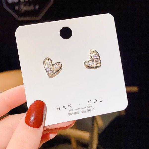 stud 2021 korean fashion luxury small love earrings for women asymmetric zircon female wild high-end jewelry, Golden;silver
stud 2021 korean fashion luxury small love earrings for women asymmetric zircon female wild high-end jewelry, Golden;silver