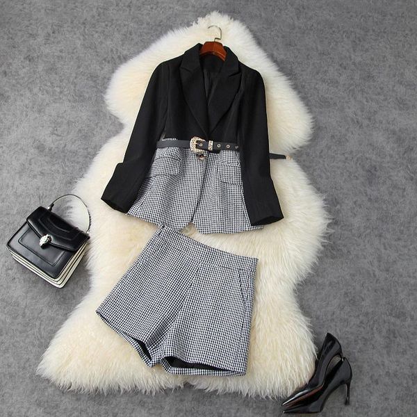 women's two piece pants 2021 autumn winter women plaid patchwork black blazer suit one button jacket and shorts fashion designer outfit, White
women's two piece pants 2021 autumn winter women plaid patchwork black blazer suit one button jacket and shorts fashion designer outfit, White