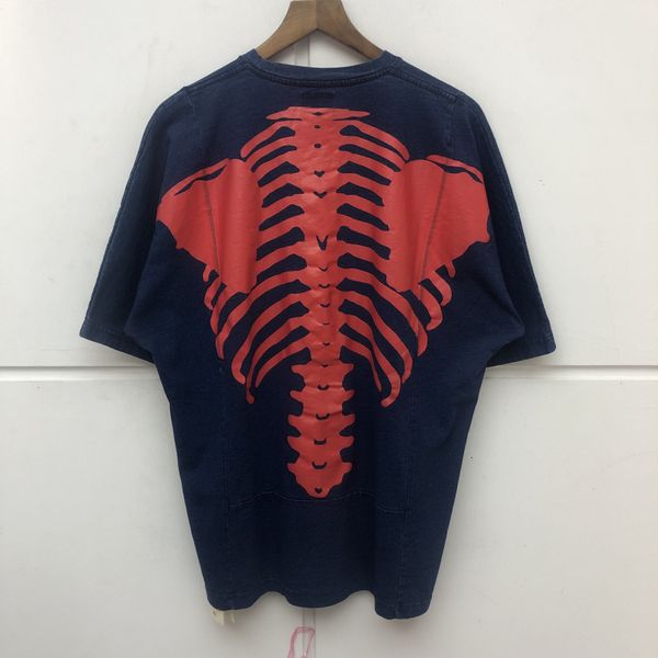 2021 new oversize t-shirt men women stitching bone printing embroidery t shirts kapital tee harajuku tshirt wndt, White;black
2021 new oversize t-shirt men women stitching bone printing embroidery t shirts kapital tee harajuku tshirt wndt, White;black