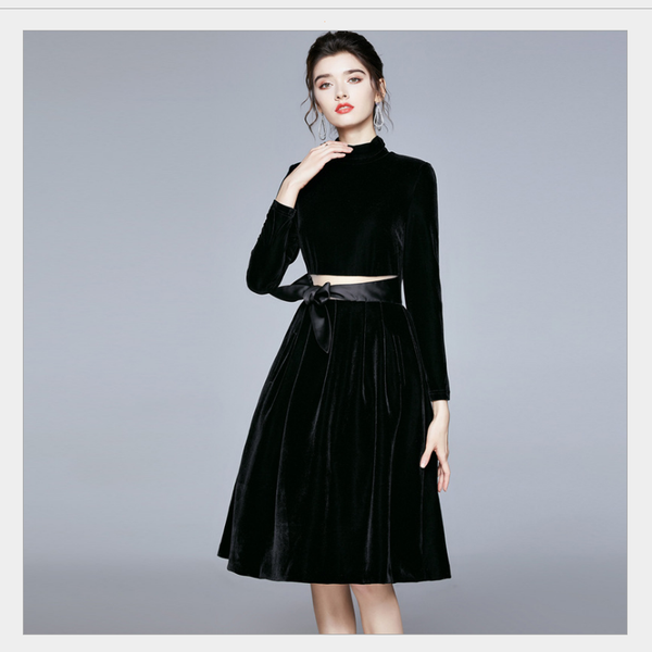 casual dresses autumn and winter temperament bow knot long-sleeved large gold velvet dress trendy black fashion slim fit, Black;gray
casual dresses autumn and winter temperament bow knot long-sleeved large gold velvet dress trendy black fashion slim fit, Black;gray