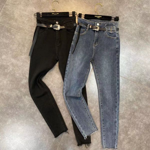 2021 new spring break-in torn waist high with waistband female jeans streetwear 975m, Blue
2021 new spring break-in torn waist high with waistband female jeans streetwear 975m, Blue