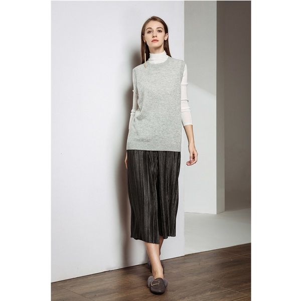 2021 new women fashion slim fit knitted vest sweater o-neck sleeveless solid color female waistcoat chic wvx7, White;black
2021 new women fashion slim fit knitted vest sweater o-neck sleeveless solid color female waistcoat chic wvx7, White;black