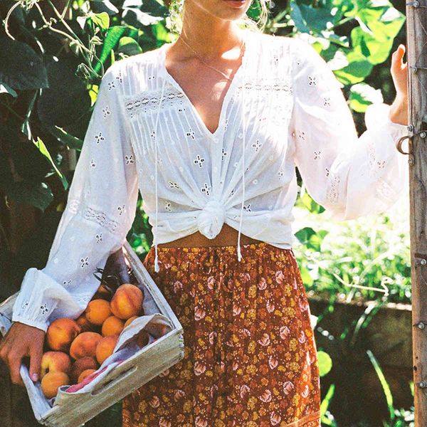 women's blouses & shirts spring summer ruffled embroidery v-neck long-sleeve french blouse v-neck boho white lady blusas 33nc
women's blouses & shirts spring summer ruffled embroidery v-neck long-sleeve french blouse v-neck boho white lady blusas 33nc