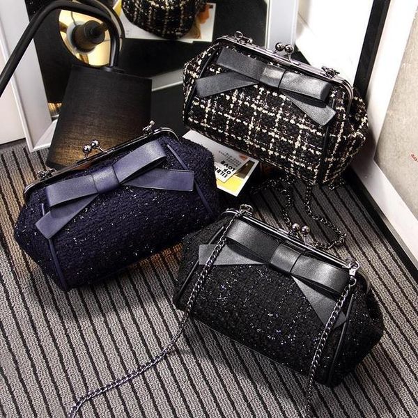 wholesale ladies leather chain bags sweet and lovely bow fashion backpack winter western style woolen plaid clutch bag black joker fashion b
wholesale ladies leather chain bags sweet and lovely bow fashion backpack winter western style woolen plaid clutch bag black joker fashion b