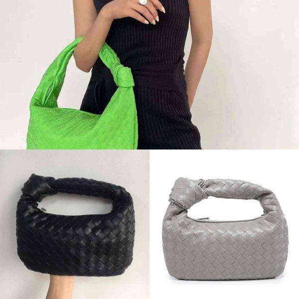 cross body bags fashion handmade woven luxury leather printed shoulder lady crossbody hobo pu knotted handle casual handbag 1115
cross body bags fashion handmade woven luxury leather printed shoulder lady crossbody hobo pu knotted handle casual handbag 1115