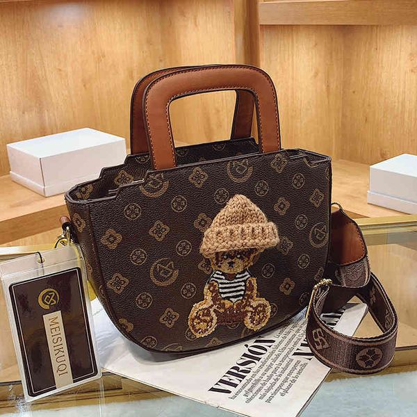 2022 factory wholesale korean fashion women's bat wing versatile small handbag leisure single shoulder messenger bag
2022 factory wholesale korean fashion women's bat wing versatile small handbag leisure single shoulder messenger bag