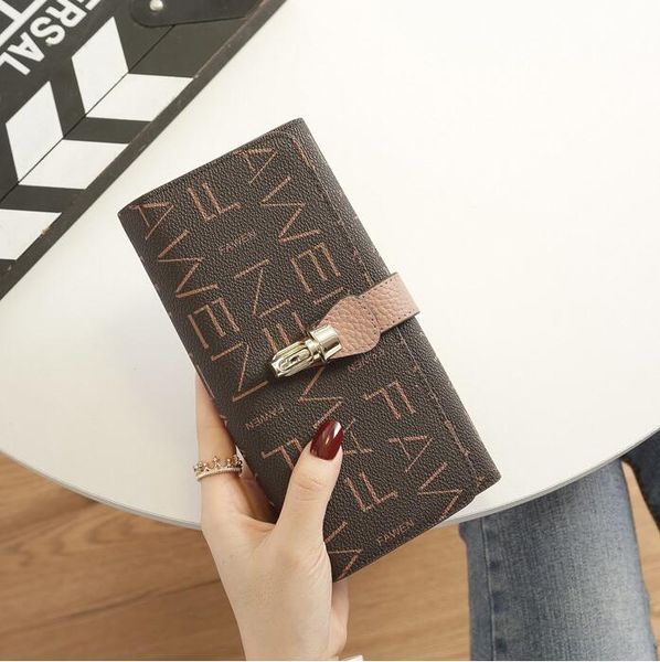 women handbag new leather elegant buckle clutch wallet small fresh printed long leather wallet sweet contrast cowhide women long wallet, Red;black
women handbag new leather elegant buckle clutch wallet small fresh printed long leather wallet sweet contrast cowhide women long wallet, Red;black