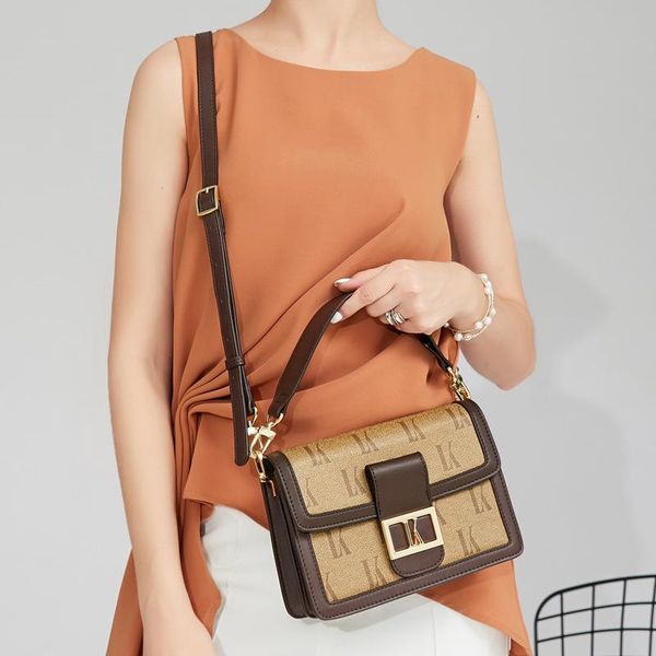 evening bags 100% genuine leather square flap bag for women 2021 fashion letter printed shoulder envelope fashionable purses bolsa
evening bags 100% genuine leather square flap bag for women 2021 fashion letter printed shoulder envelope fashionable purses bolsa