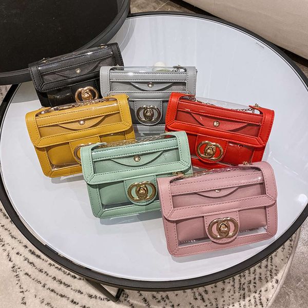 2021 korean fashion women's letter single shoulder pu transparent sub mother small square bag
2021 korean fashion women's letter single shoulder pu transparent sub mother small square bag