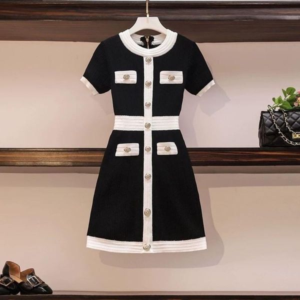 casual dresses sweater dress women plus size elegant vestidos black short sleeve korean style knitting 2021 autumn woman clothes, Black;gray
casual dresses sweater dress women plus size elegant vestidos black short sleeve korean style knitting 2021 autumn woman clothes, Black;gray