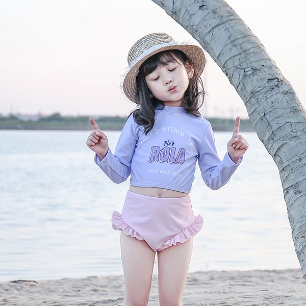 korean ins version middle new school children's fashion princess little baby girls' split swimsuit, White;black
korean ins version middle new school children's fashion princess little baby girls' split swimsuit, White;black