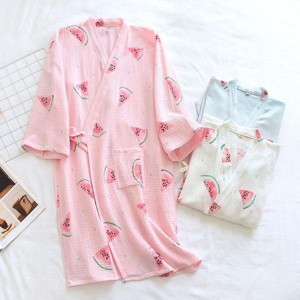 women's sleepwear japanese kimono robes three quarter sleeve bathrobe summer thin cotton double-layer crepe home clothes tricolor long, Black;red
women's sleepwear japanese kimono robes three quarter sleeve bathrobe summer thin cotton double-layer crepe home clothes tricolor long, Black;red