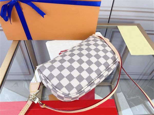 2021 new luxury designer handbags high cortex printed leather fashion all-match lady shoulder messenger bag
2021 new luxury designer handbags high cortex printed leather fashion all-match lady shoulder messenger bag