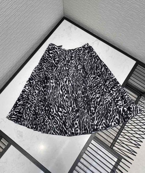 skirts bh03454 fashion women's 2021 runway luxury european design party style clothing, Black
skirts bh03454 fashion women's 2021 runway luxury european design party style clothing, Black