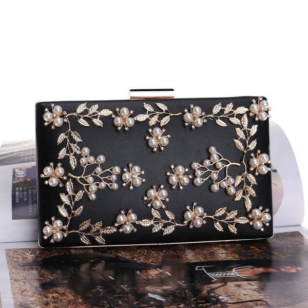 fashion new women evening clutch bags pu chain shoulder handbags leaf metal beaded evening purse messenger bags
fashion new women evening clutch bags pu chain shoulder handbags leaf metal beaded evening purse messenger bags