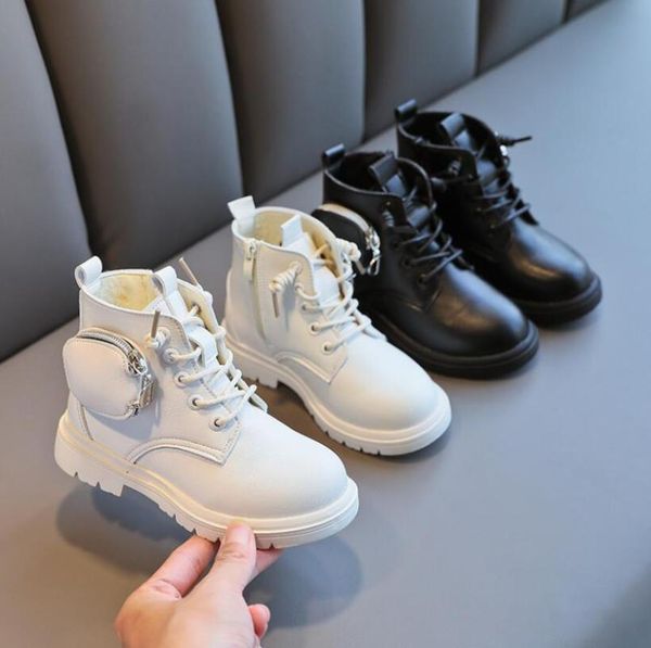 new 2021 kids boots winter boots for boys girls casual walking outdoor leather plush children snow kids shoes, Black;grey
new 2021 kids boots winter boots for boys girls casual walking outdoor leather plush children snow kids shoes, Black;grey