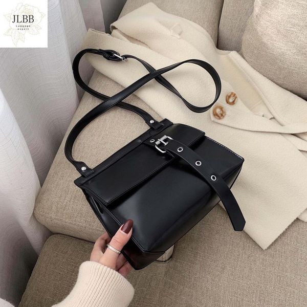 shoulder bags vintage square crossbody bag 2021 fashion pu leather women's designer handbag lock messenger black
shoulder bags vintage square crossbody bag 2021 fashion pu leather women's designer handbag lock messenger black