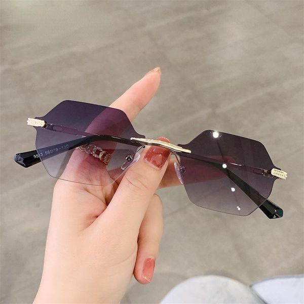 sunglasses goggle uv400 rimless 2022 ocean gradient lens sun glasses luxury vintage designer shades for women men, White;black
sunglasses goggle uv400 rimless 2022 ocean gradient lens sun glasses luxury vintage designer shades for women men, White;black