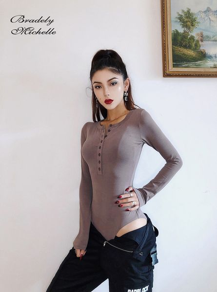 bradely michelle streetwear casual slim comfortable spring cotton women long-sleeve o-neck bodysuits female rompers 210303, Black;white
bradely michelle streetwear casual slim comfortable spring cotton women long-sleeve o-neck bodysuits female rompers 210303, Black;white