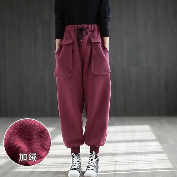 women's pants & capris women autumn winter casual female fashion high waisted sports ladies pocket daily streetwear sweatpants a258, Black;white
women's pants & capris women autumn winter casual female fashion high waisted sports ladies pocket daily streetwear sweatpants a258, Black;white