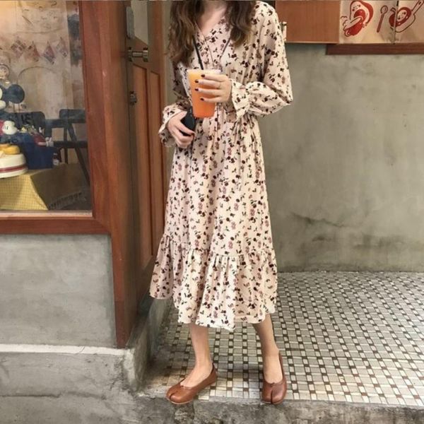 casual dresses female vintage midi spring autumn flare sleeve women long v neck drawstring tie loose beach party dress, Black;gray
casual dresses female vintage midi spring autumn flare sleeve women long v neck drawstring tie loose beach party dress, Black;gray