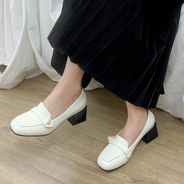 patent beautiful pearl mary jane feminine with thick heels digit of shiny square foot leather in case shoes htvg, Black
patent beautiful pearl mary jane feminine with thick heels digit of shiny square foot leather in case shoes htvg, Black