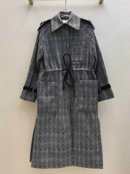 ff wool houndstooth trench coat for women 21 autumn and winter new f home drawstring waist-tight slimming retro plaid coat, Black
ff wool houndstooth trench coat for women 21 autumn and winter new f home drawstring waist-tight slimming retro plaid coat, Black