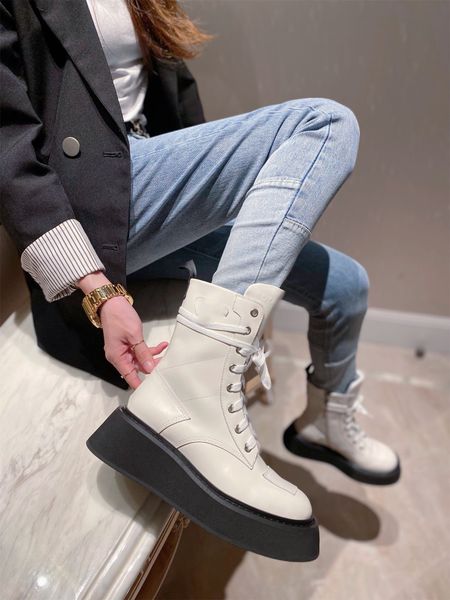 latest women's leisure boots with thick soles and side zips cool motorcycle booties 100% genuine leather with standard ankle boo, Black
latest women's leisure boots with thick soles and side zips cool motorcycle booties 100% genuine leather with standard ankle boo, Black
