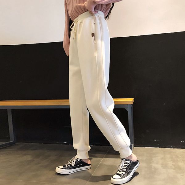 warm pants women winter black velvet pants for women joggers korean style sportswear tracksuit sweat pants on fleece, Black;white
warm pants women winter black velvet pants for women joggers korean style sportswear tracksuit sweat pants on fleece, Black;white