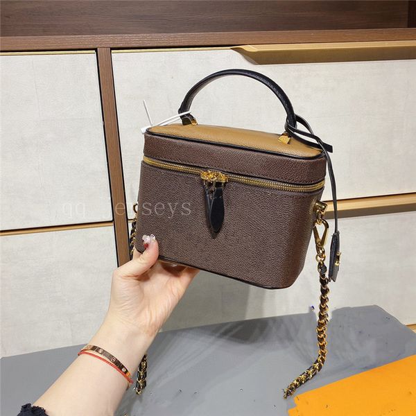 fashion handbags luxury designer fashion brand chain square bag shoulder messenger small box bag box bag fashion horizontal pho
fashion handbags luxury designer fashion brand chain square bag shoulder messenger small box bag box bag fashion horizontal pho