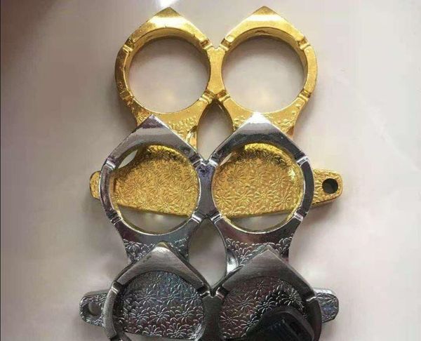self defense and wolf broken window tool fist buckle finger tiger two finger clasp double finger hand support ring46548522
self defense and wolf broken window tool fist buckle finger tiger two finger clasp double finger hand support ring46548522