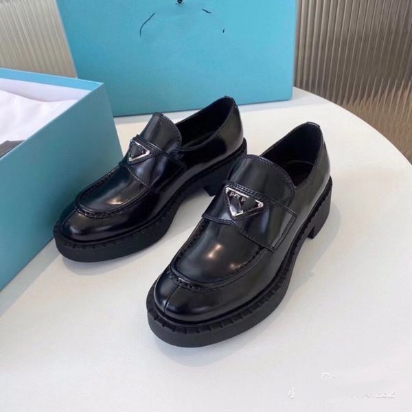 in 2021, liu wen, a woman new family small leather shoes, stepped on the trend lefu shoes in england with thick heels and, Black
in 2021, liu wen, a woman new family small leather shoes, stepped on the trend lefu shoes in england with thick heels and, Black