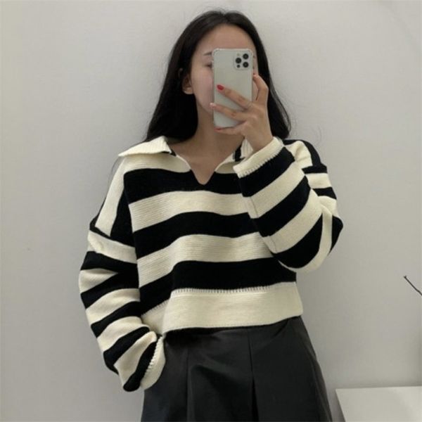 autumn turn down collar long sleeve knitted sweater chic hit color stripe loose pullover korean fashion woman sweaters 210918, White;black
autumn turn down collar long sleeve knitted sweater chic hit color stripe loose pullover korean fashion woman sweaters 210918, White;black