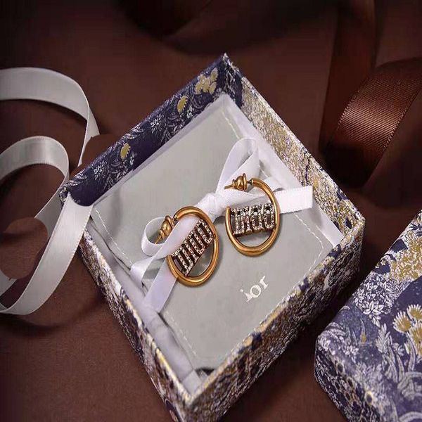 70% off outlet online 2021 new family letter rhinestone hollow fashion temperament earrings s925 silver needle earrings for women, Golden
70% off outlet online 2021 new family letter rhinestone hollow fashion temperament earrings s925 silver needle earrings for women, Golden
