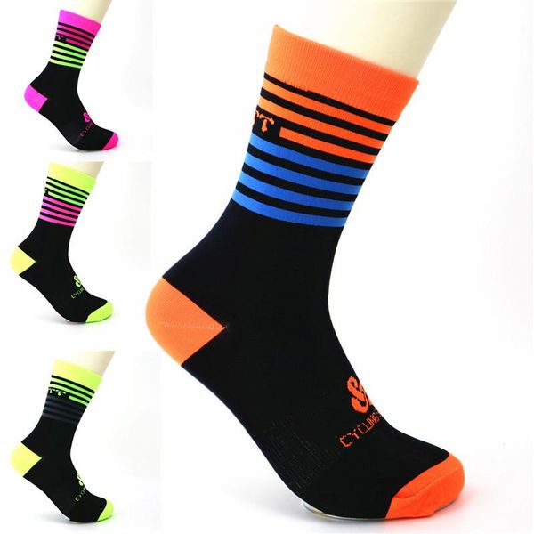 sports socks promotion quick drying bicycle riding cycling basketball football hiking running sock for men 39-45, Black
sports socks promotion quick drying bicycle riding cycling basketball football hiking running sock for men 39-45, Black