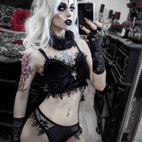 mall goth cross black camis vintage aesthetic lace patchwork velvet camisole grunge spaghetti straps v neck cropped, White
mall goth cross black camis vintage aesthetic lace patchwork velvet camisole grunge spaghetti straps v neck cropped, White