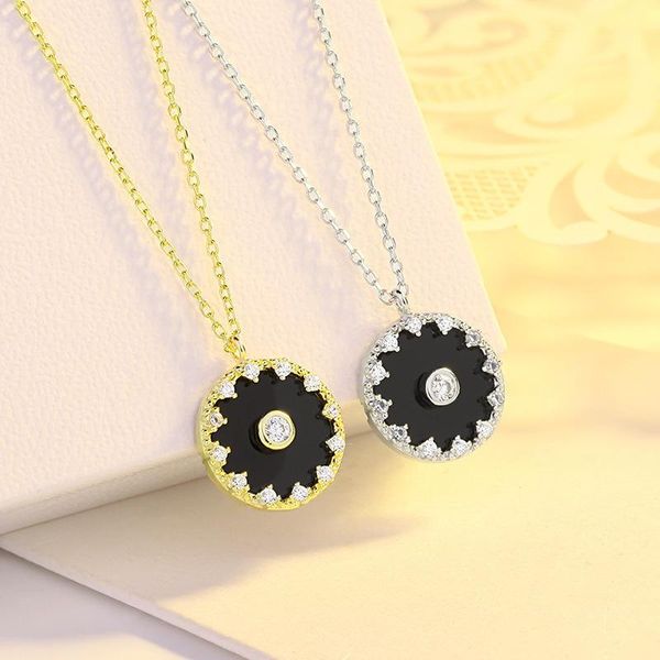 chains s925 sterling silver necklace female simple fashion wild daisy clavicle chain niche sun flower pendant item jewelry
chains s925 sterling silver necklace female simple fashion wild daisy clavicle chain niche sun flower pendant item jewelry