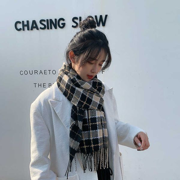 scarf female 2021 winter plaid printing tassel imitation cashmere scarf fashion medium long warm shawl bib, Blue;gray
scarf female 2021 winter plaid printing tassel imitation cashmere scarf fashion medium long warm shawl bib, Blue;gray